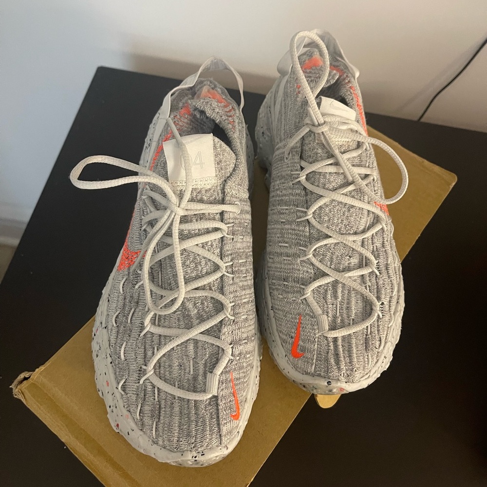 Nike space hippie 7.5